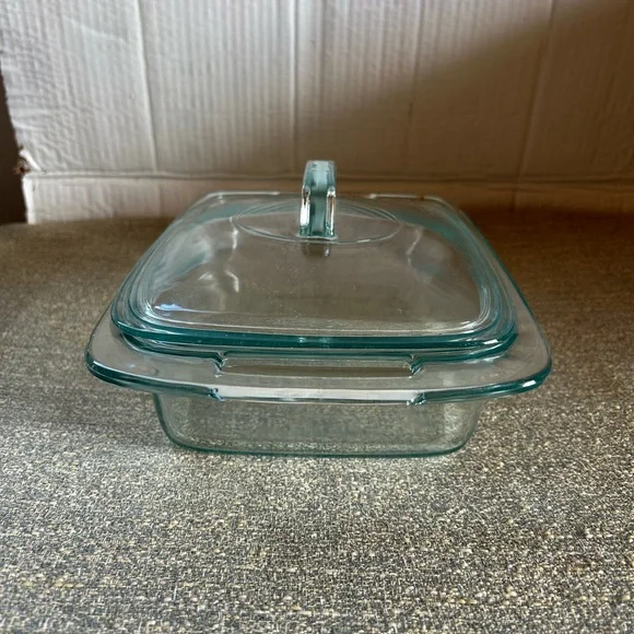 Pyrex - Picture 2 of 12